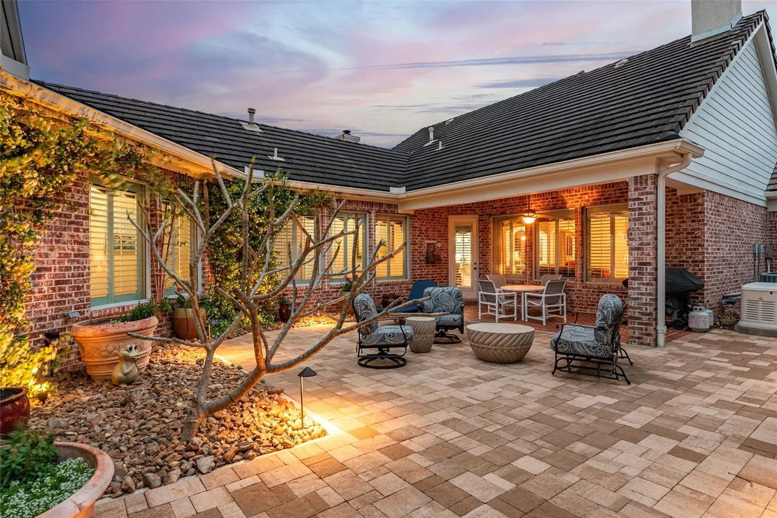 Photo of 712 Harborside Way