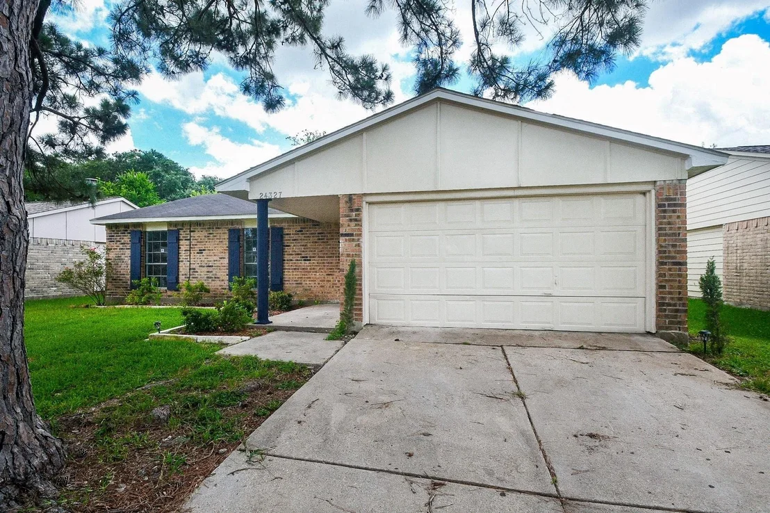 Photo of 24327 Broken Bow Lane