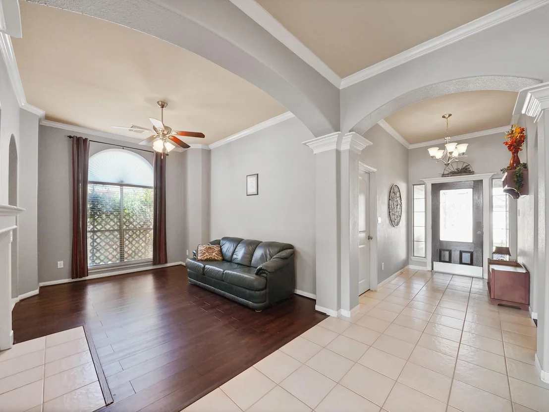 Photo of 831 Merlin Roost