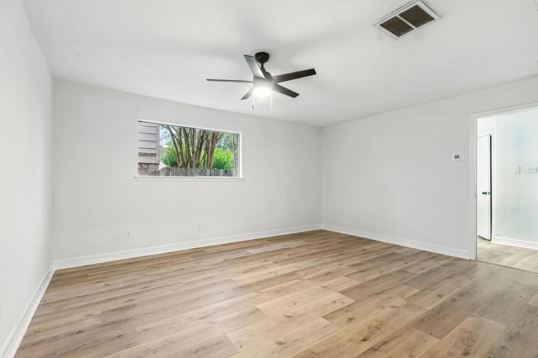Photo of 606 Orangewood Drive