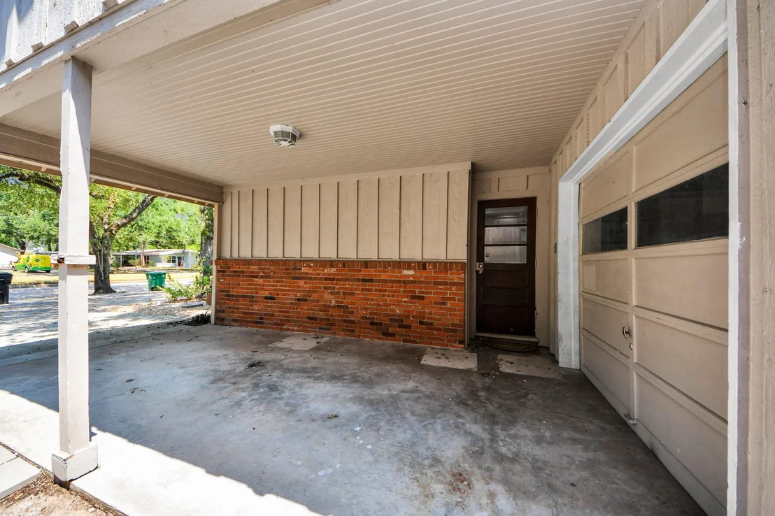 Photo of 5139 Beechnut Street