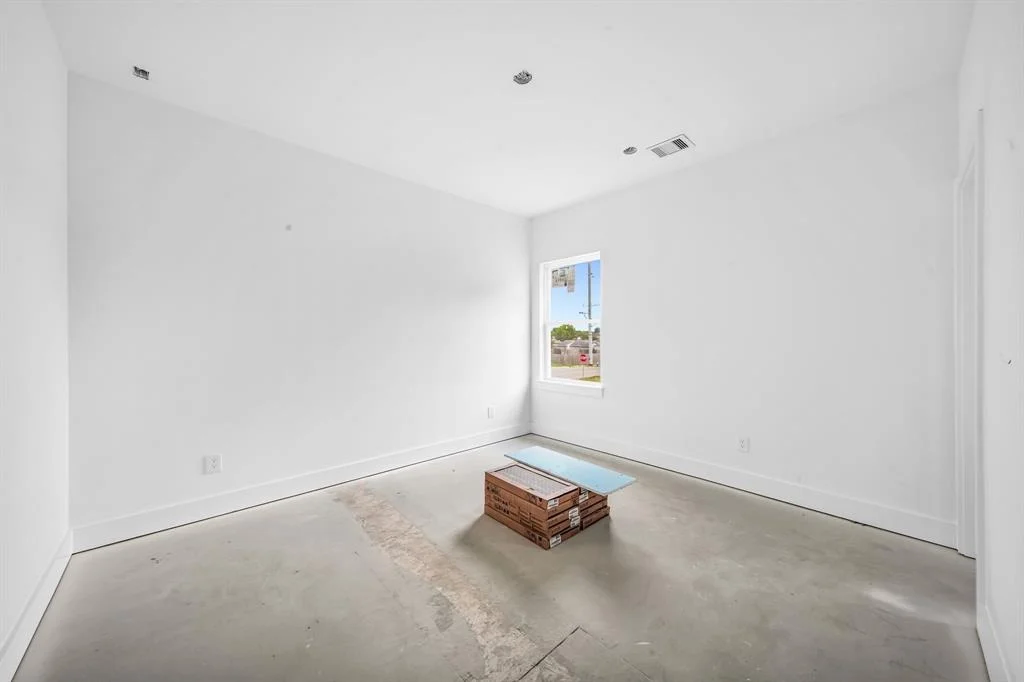 Photo of 405 Calloway Street