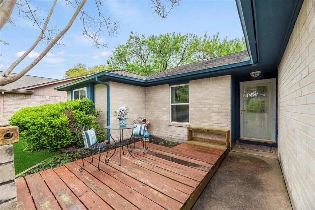 Photo of 5335 Nottingham Drive