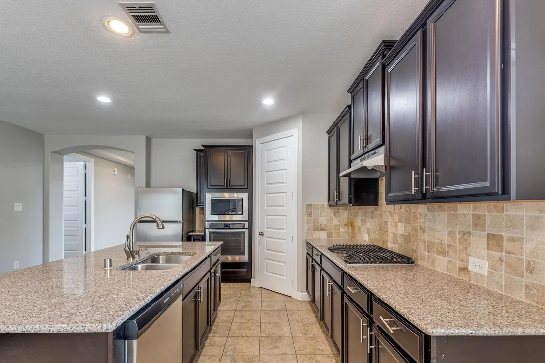 Photo of 22647 Cutter Mill Drive