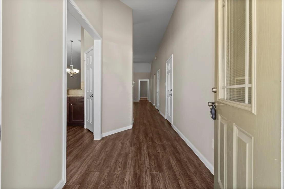 Photo of 984 Arbor Glen