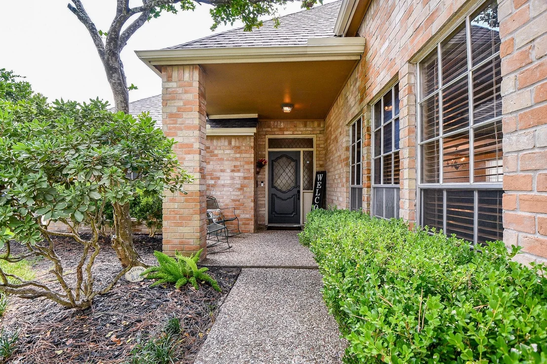 Photo of 1230 Crossfield Drive