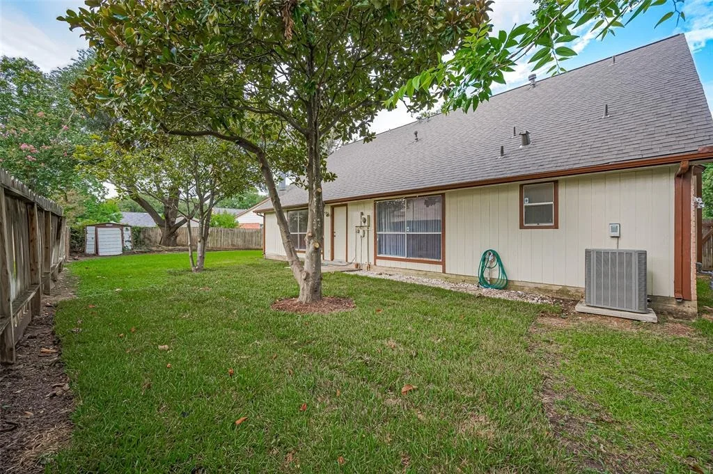 Photo of 2415 Pebbledowne Circle