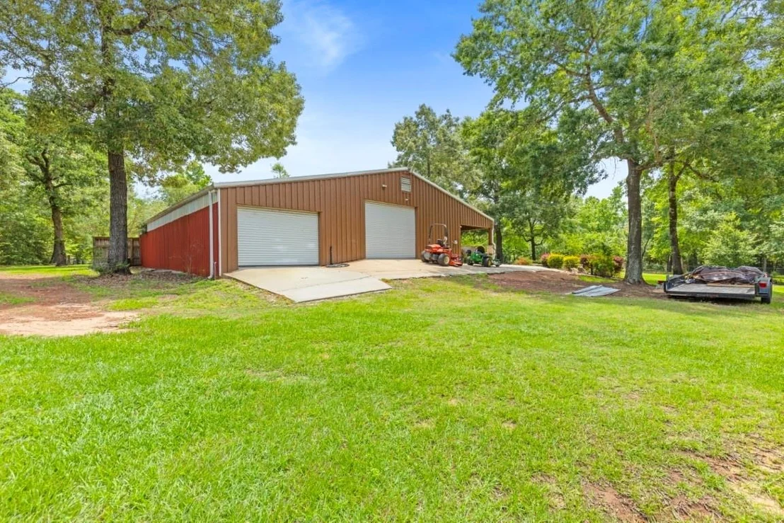 Photo of 203 Mapleleaf Street