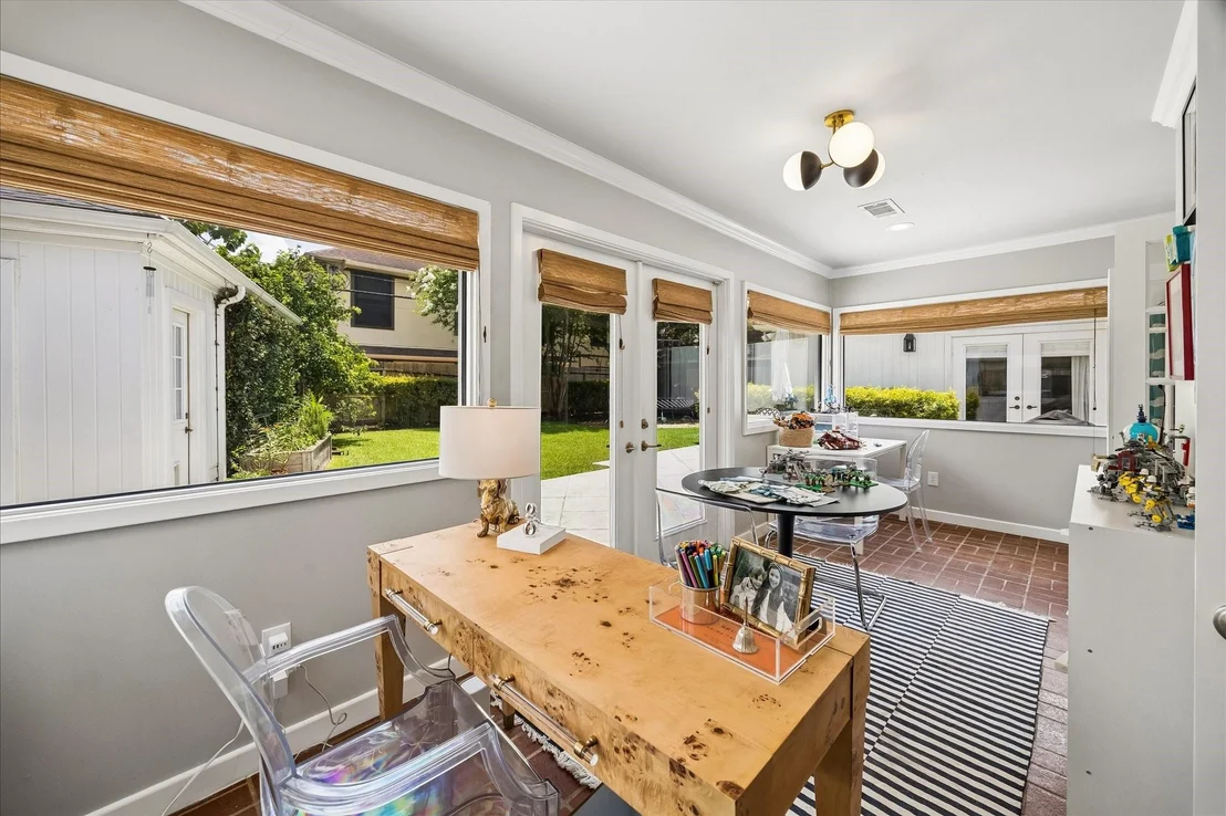 Photo of 2011 Briarmead Drive