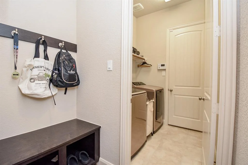 Photo of 3683 Cottage Pines Lane