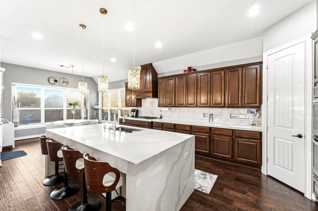 Photo of 902 Holly Chapple Drive