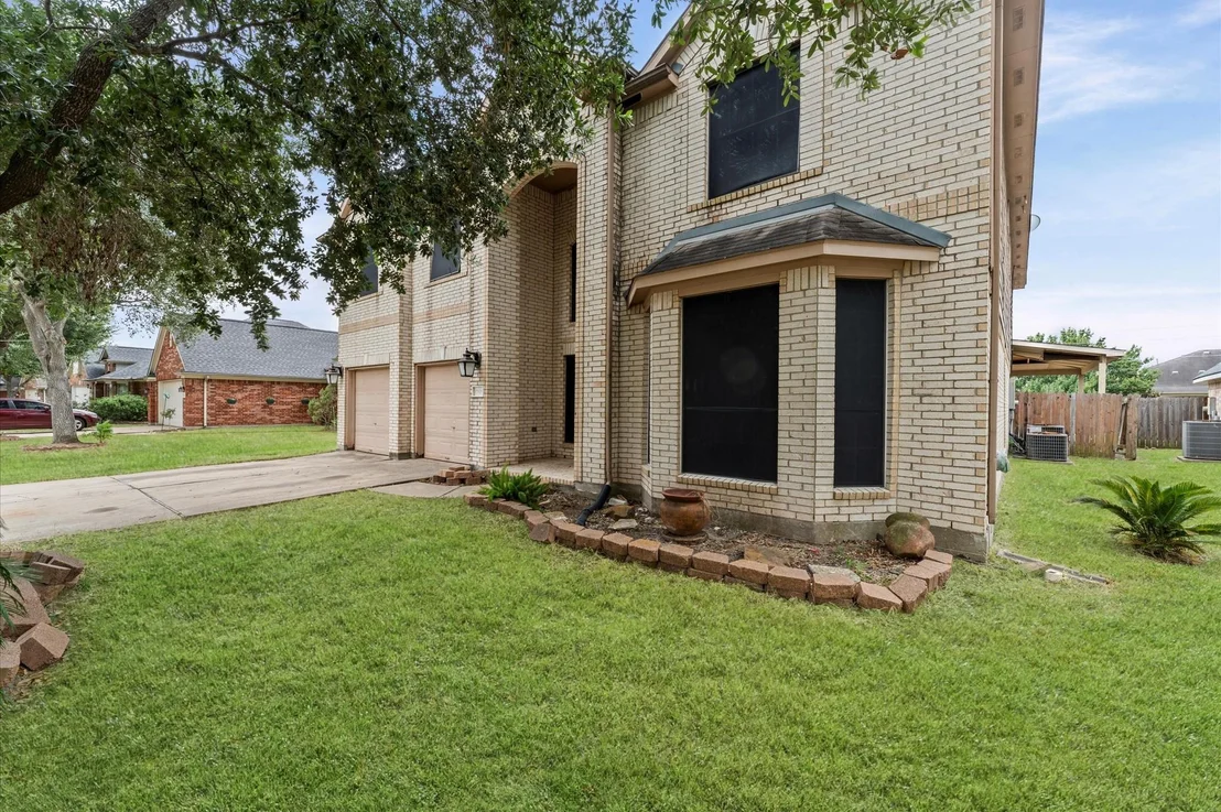 Photo of 17619 Trinity Meadow Lane