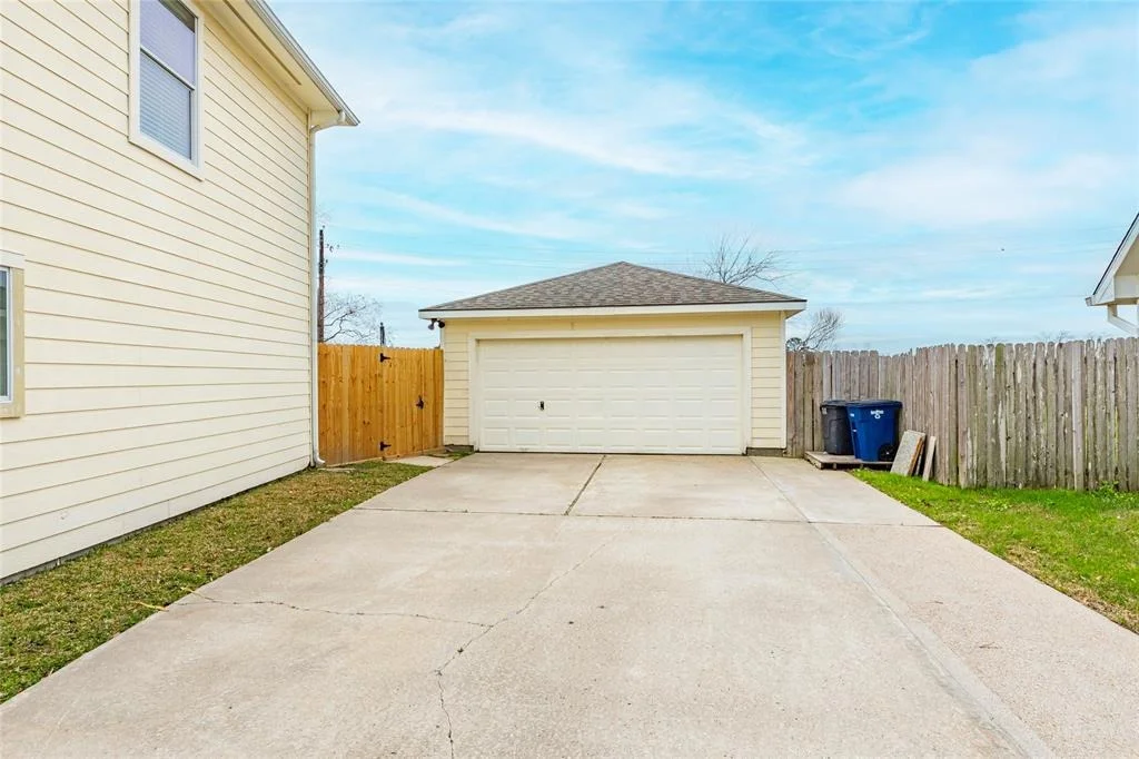 Photo of 233 Silver Mist Circle