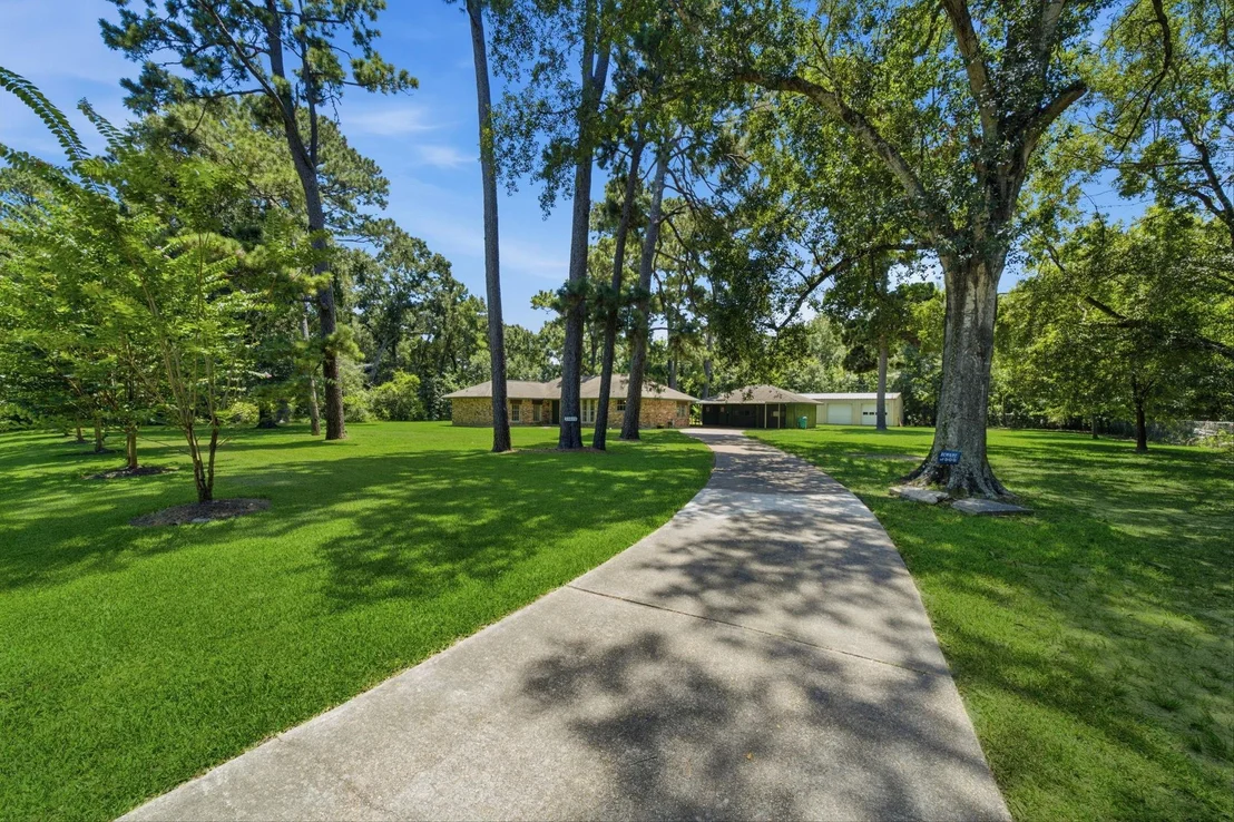 Photo of 11619 Advance Drive
