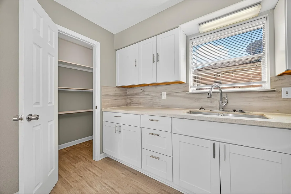 Photo of 5054 Pine Cliff Drive
