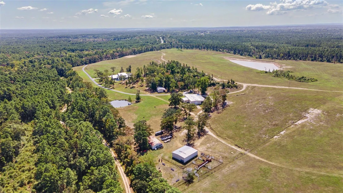 Photo of 3233 N State Highway 19