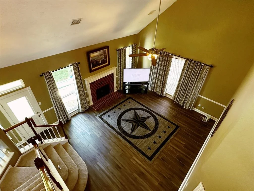Photo of 16031 Lakestone Drive