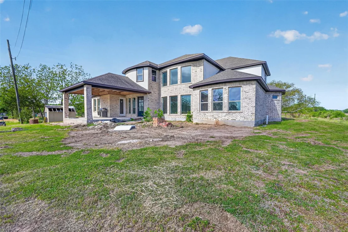 Photo of 8023 Pool Hill Road