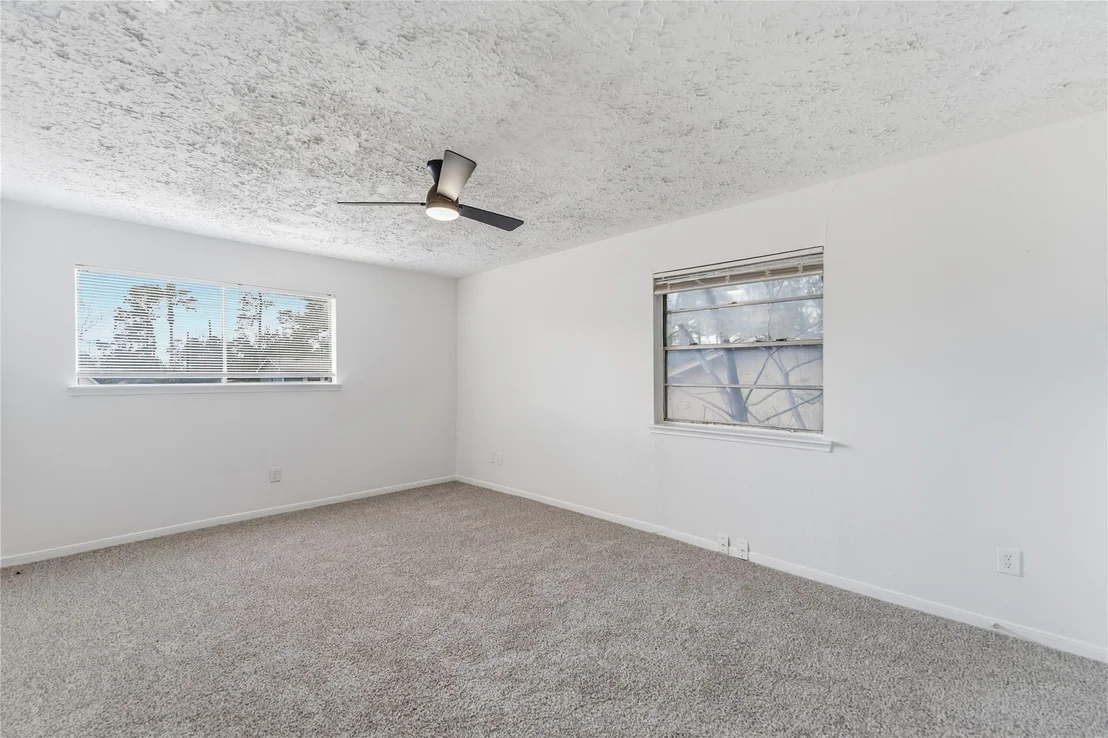 Photo of 4927 Glendower Drive