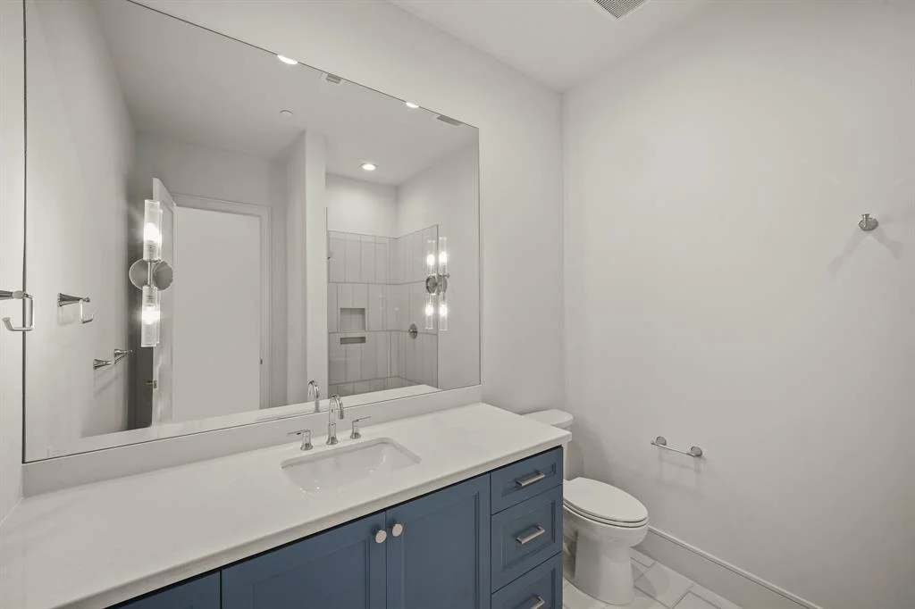 Photo of 1222 Glourie Drive