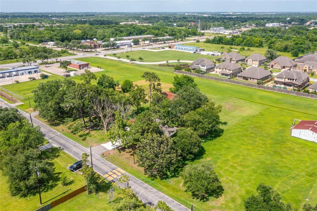 Photo of 2751 Piper Road