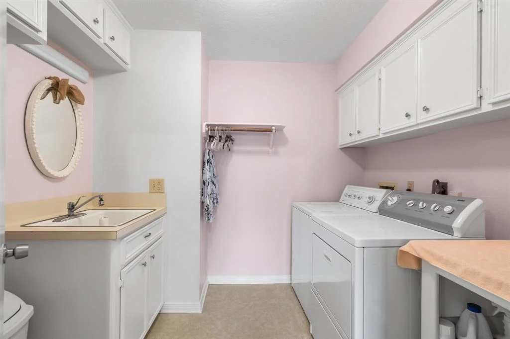 Photo of 1022 Lake View Drive