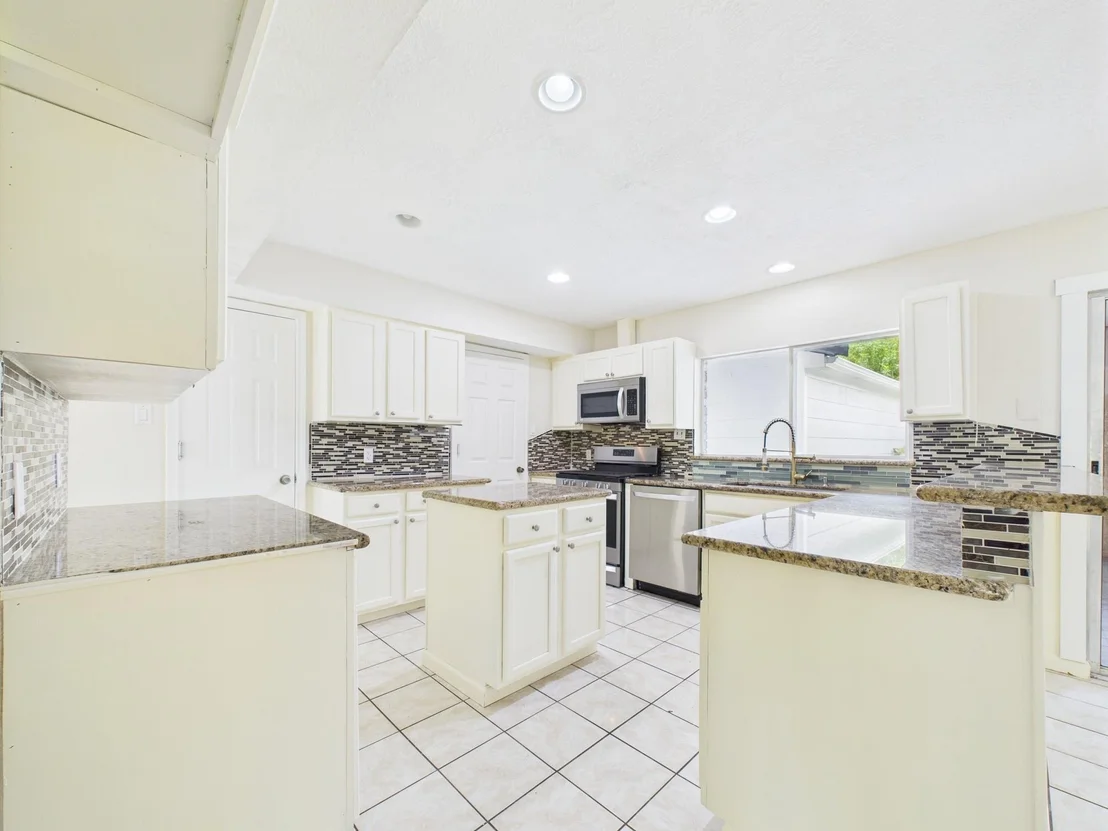 Photo of 459 Woodrail Drive