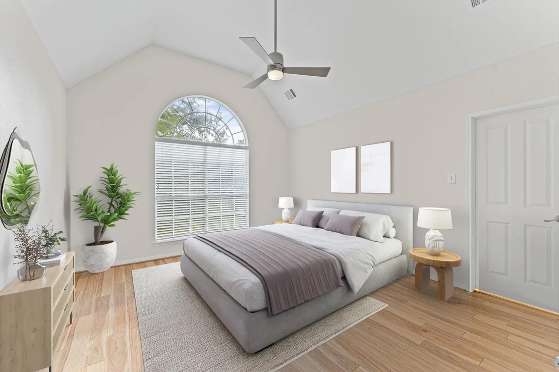 Photo of 50 Lakeridge Drive