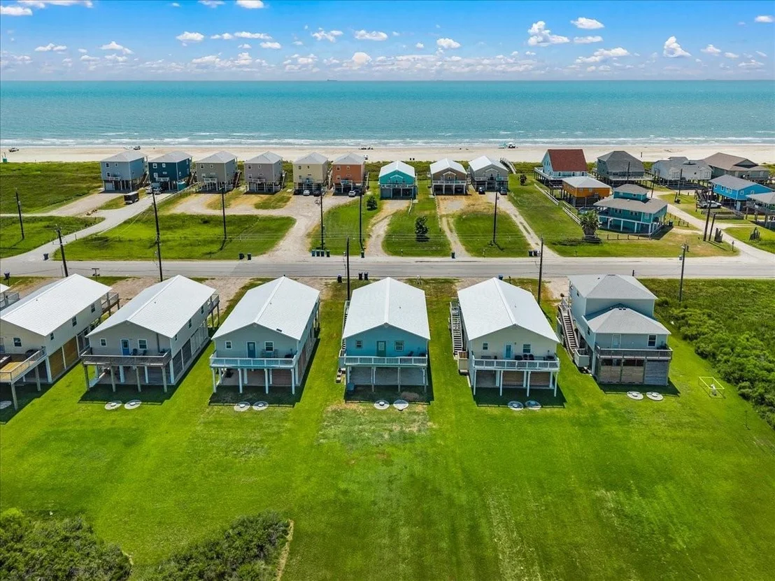 Photo of 2927 Blue Water Highway