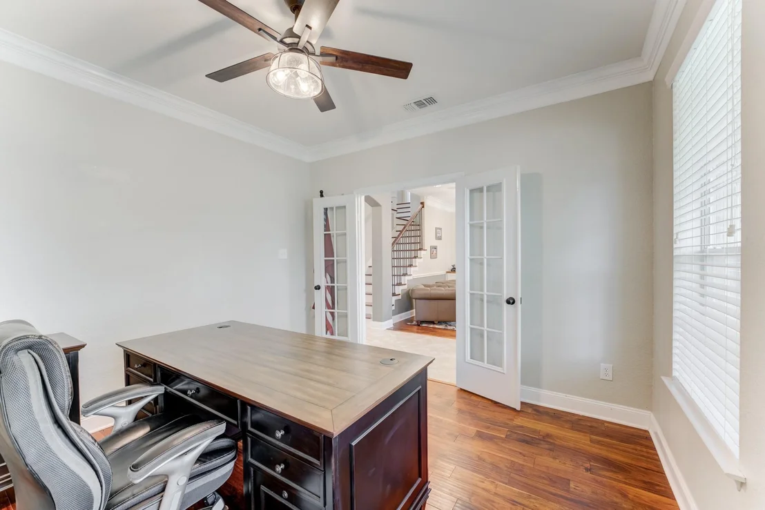 Photo of 10407 Middlerose Lane