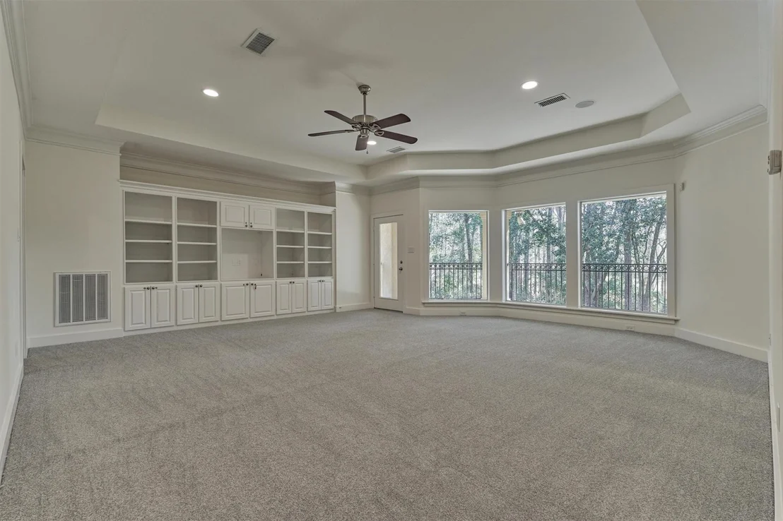 Photo of 43 Meadow Brook Place