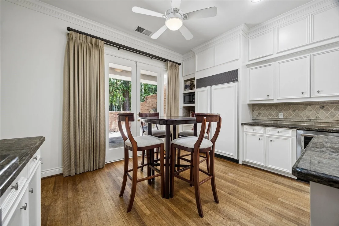 Photo of 231 Sugarberry Circle