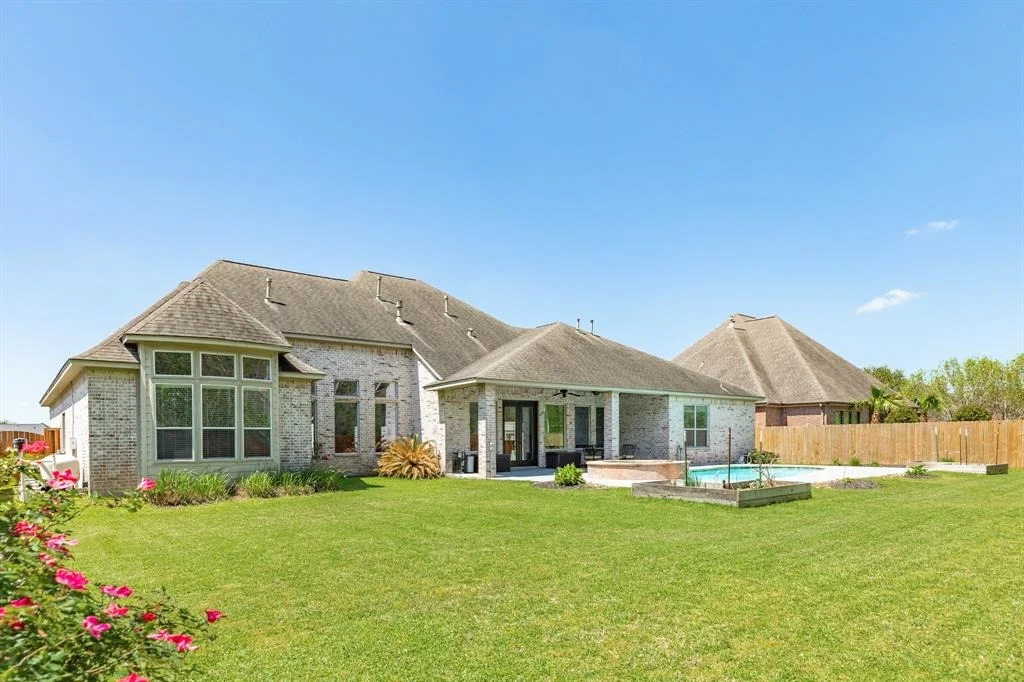 Photo of 230 Arrowhead Drive