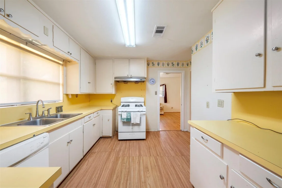 Photo of 5801 Jason Street