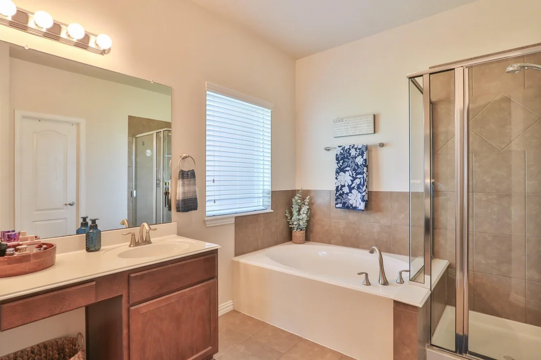 Photo of 802 Brushfield Court