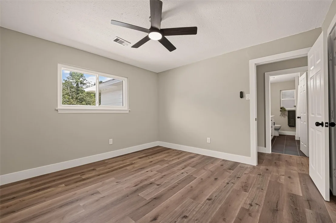 Photo of 3518 Shore Shadows Drive
