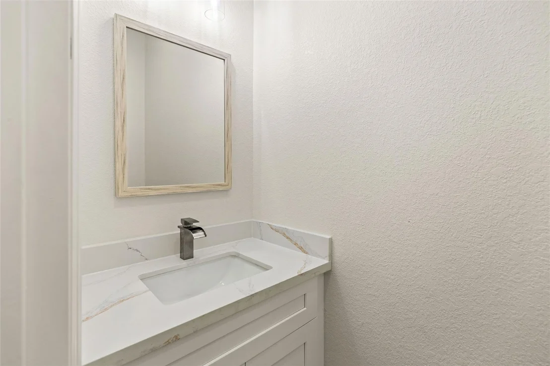 Photo of 4415 Bluewater Highway