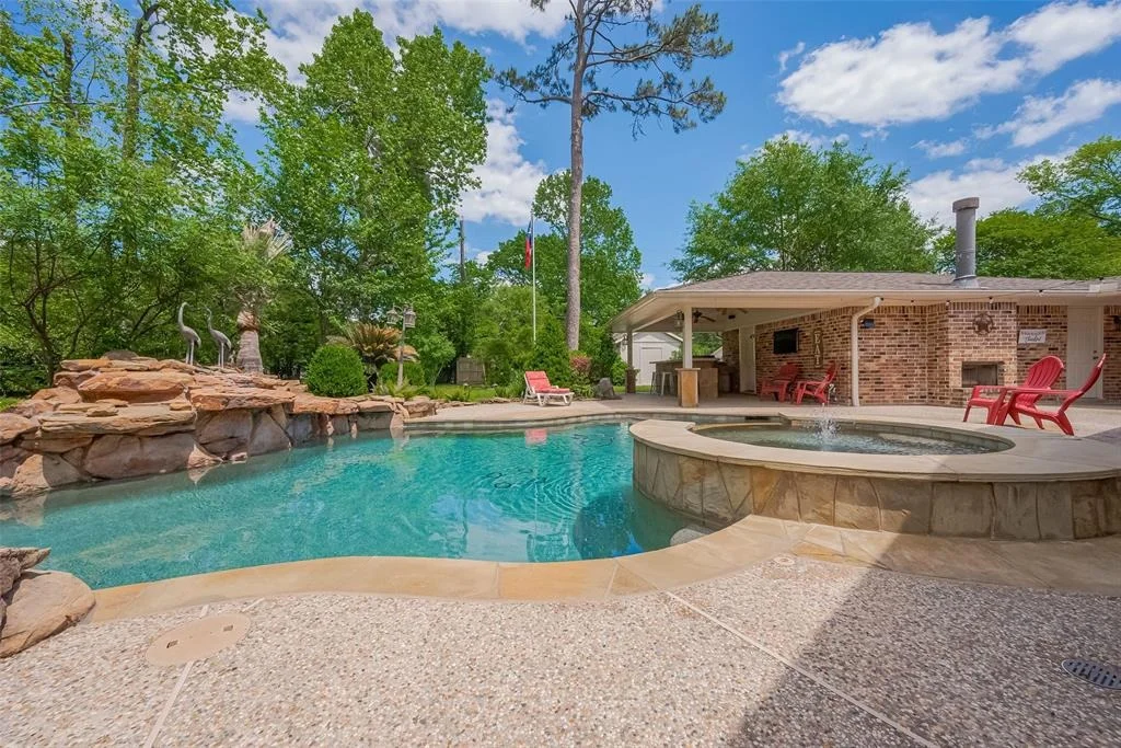 Photo of 12806 Lakecrest Drive