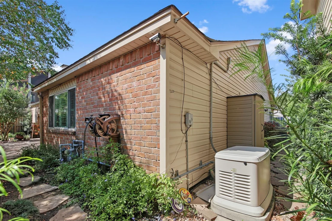 Photo of 12839 Chimes Drive