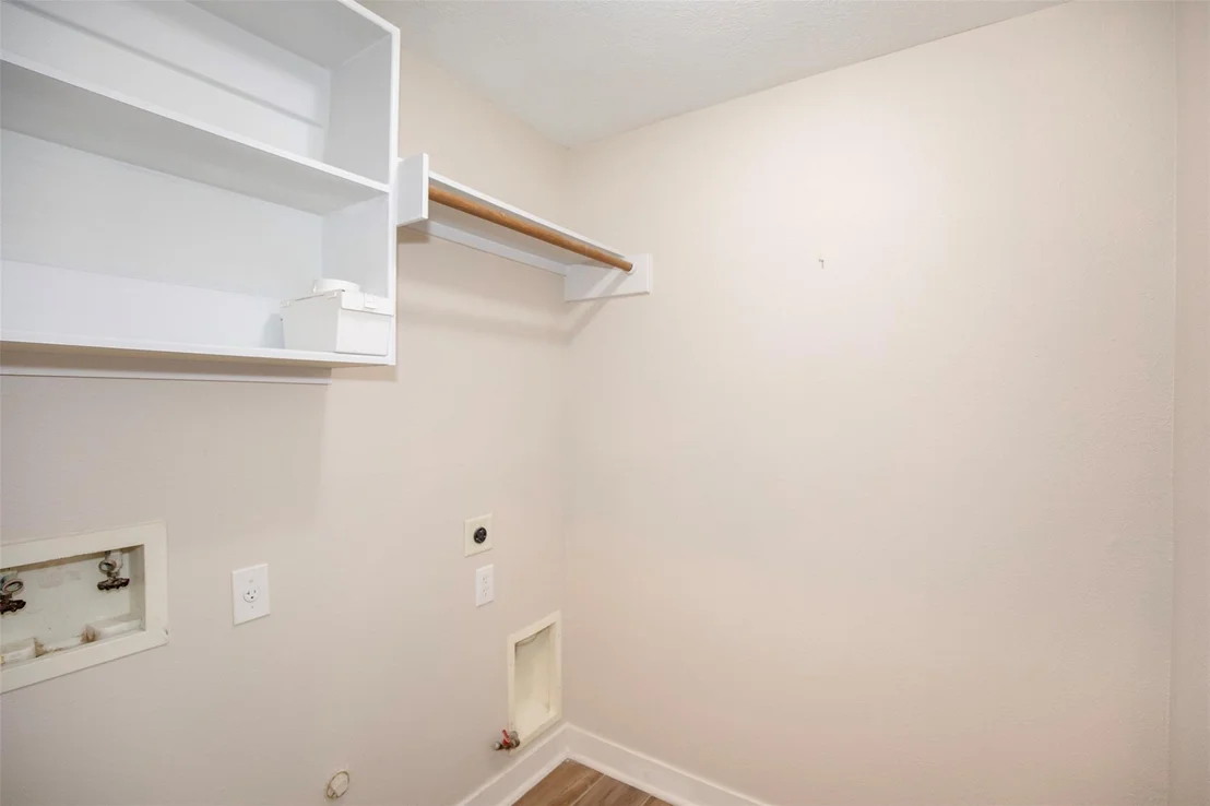 Photo of 8410 Kirksage Drive