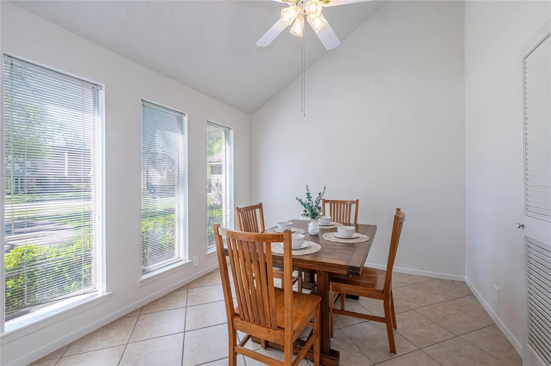 Photo of 16419 Laurelfield Drive