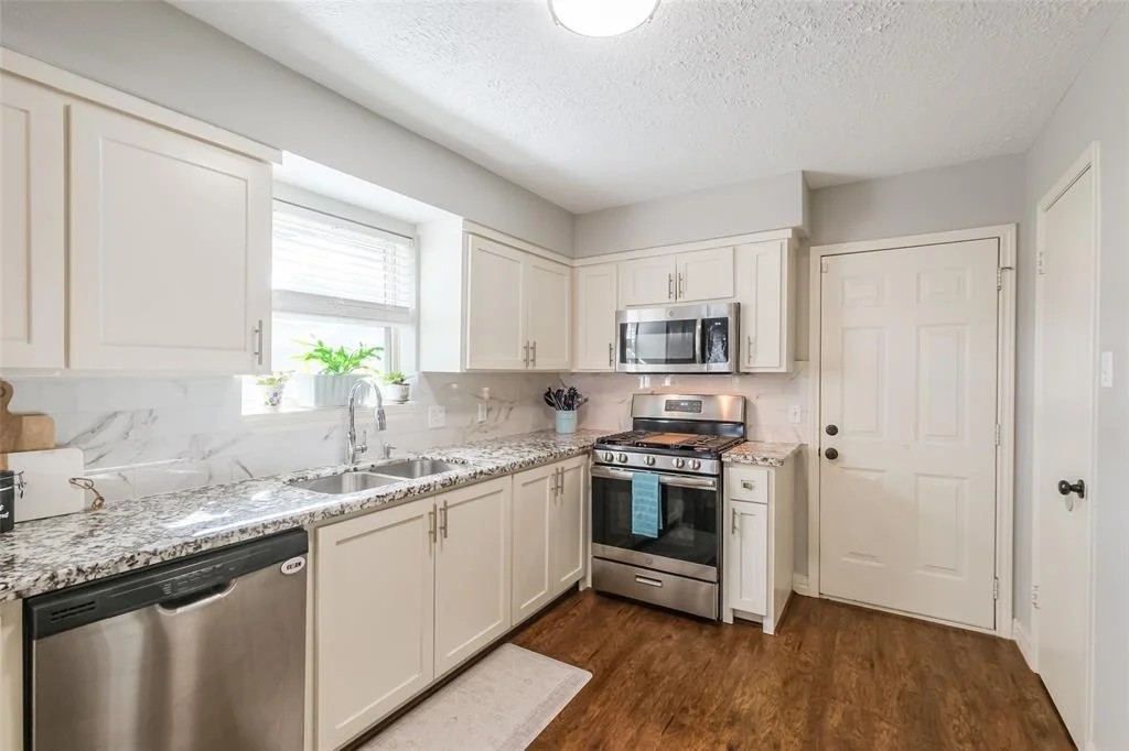 Photo of 21602 Park Downe Lane