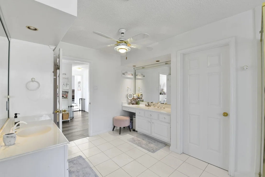 Photo of 507 Anchorage Lane