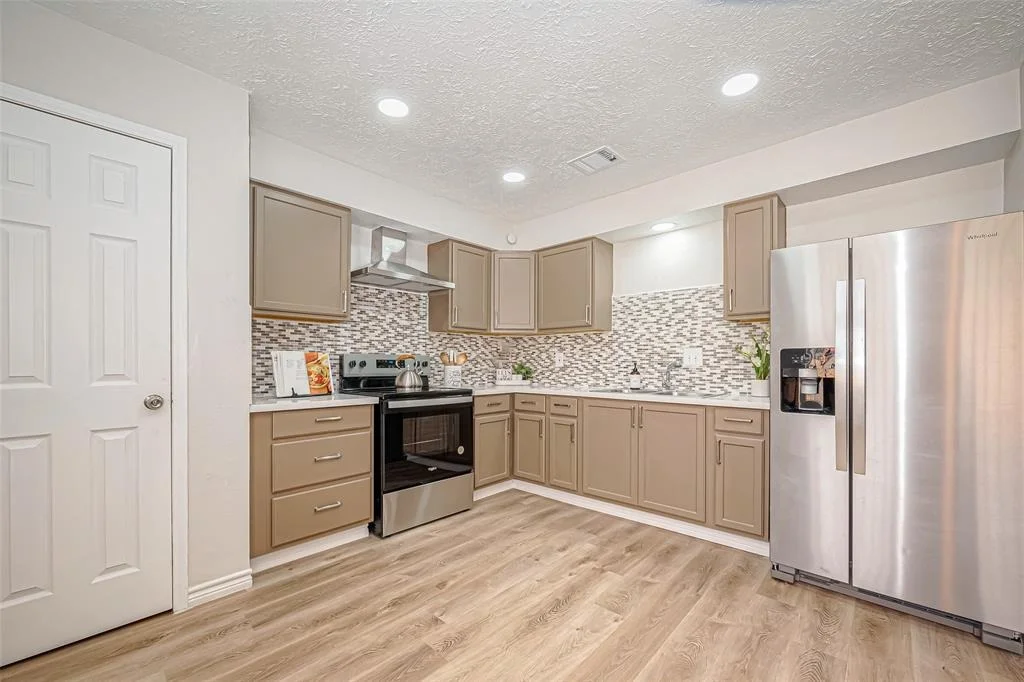 Photo of 3430 Tidewater Drive