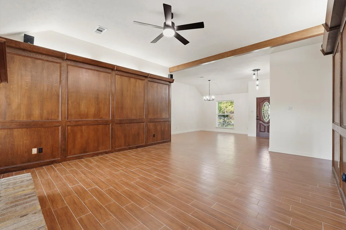 Photo of 2826 E Elm Circle