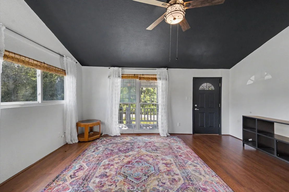 Photo of 144 Imogene