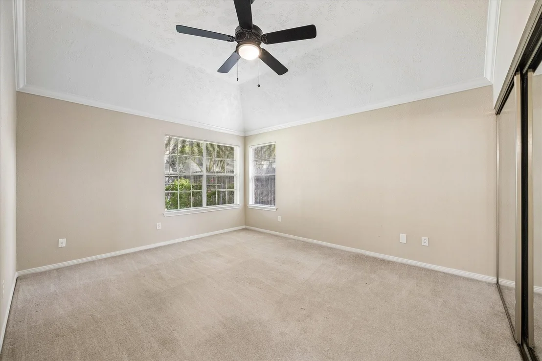 Photo of 723 Lochnell Drive