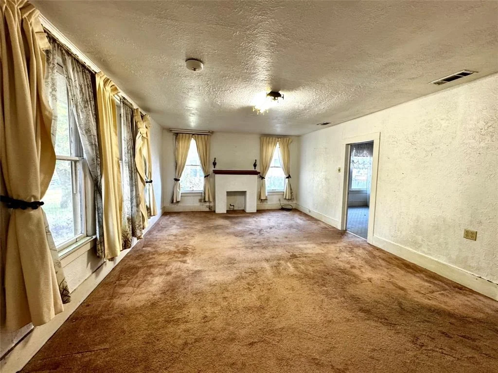 Photo of 516 S Pecan Avenue
