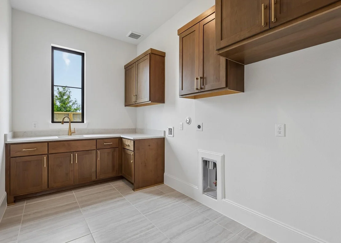 Photo of 32419 Lakeside Park