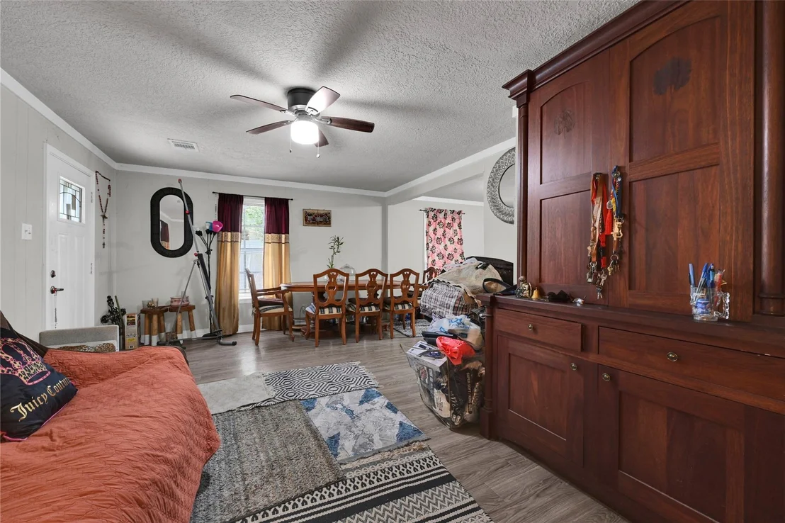 Photo of 3607 De Leon Street